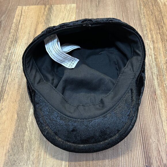 Forever 21 Black Velvet Flat Hat/Cap, Drivers, One Size - Picture 5 of 5